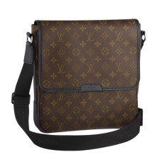 L Vuitton M56715 Bass MM Messenger Bag Monogram Canvas