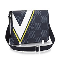 L Vuitton N44004 District MM Messenger Bag Damier Cobalt Canvas