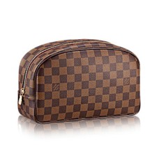 L Vuitton N47624 Toiletry Bag 25 Damier Ebene Canvas