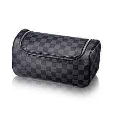 L Vuitton N47625 Toiletry Pouch Damier Graphite Canvas